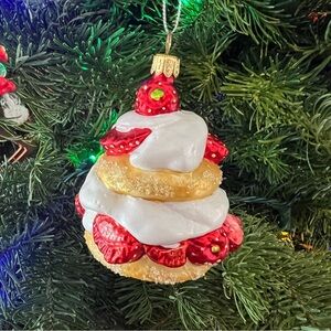 Strawberry Shortcake Biscuit Dessert Blown Glass Ornament Sugar Glitter 3.5” GUC